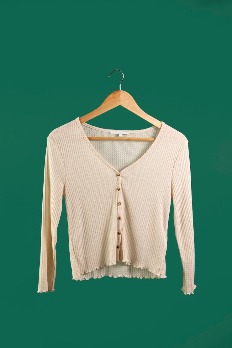 Top Picks for Durable Wooden Coat Hangers